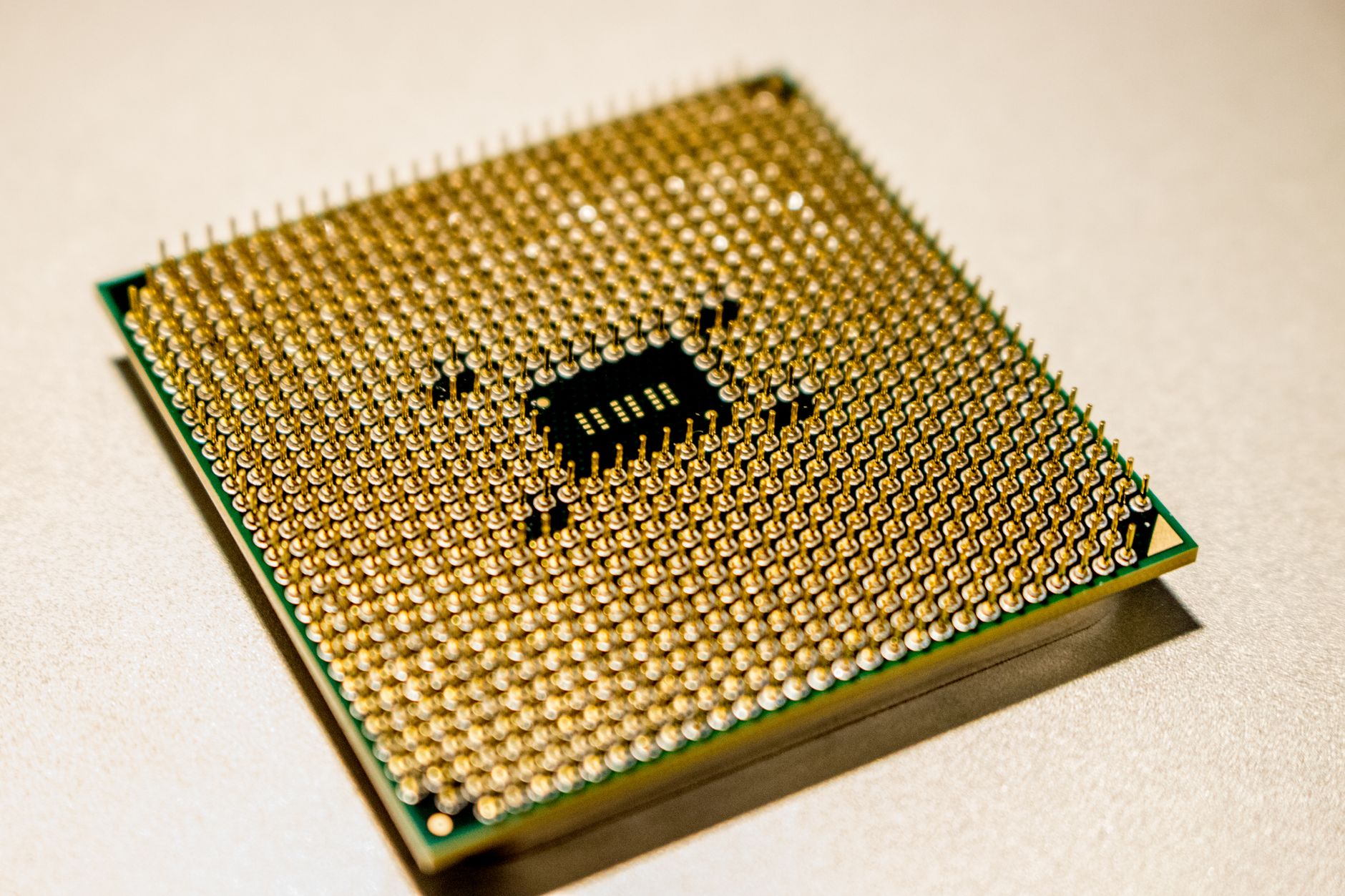 ARM dans le datacenter : le rapport perf/watt qui change tout